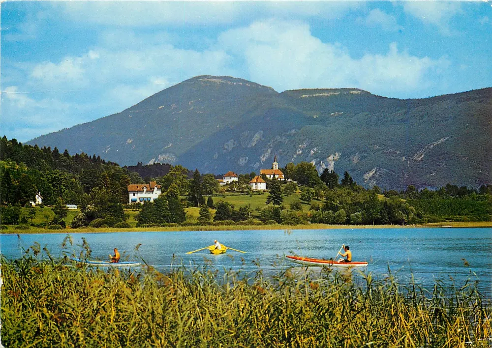 Lac d'Aiguebelette — Saint-Alban-de-Montbel — Éditions Janssou, Chambery - Recto