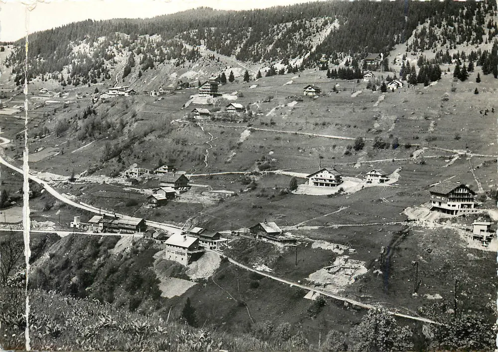 Meribel-Les-Allues (Alt. 1.600 m.) — Vue générale de la Station — Édition « LE CHÂTEAU » Meribel-les-Allues - Vorderseite