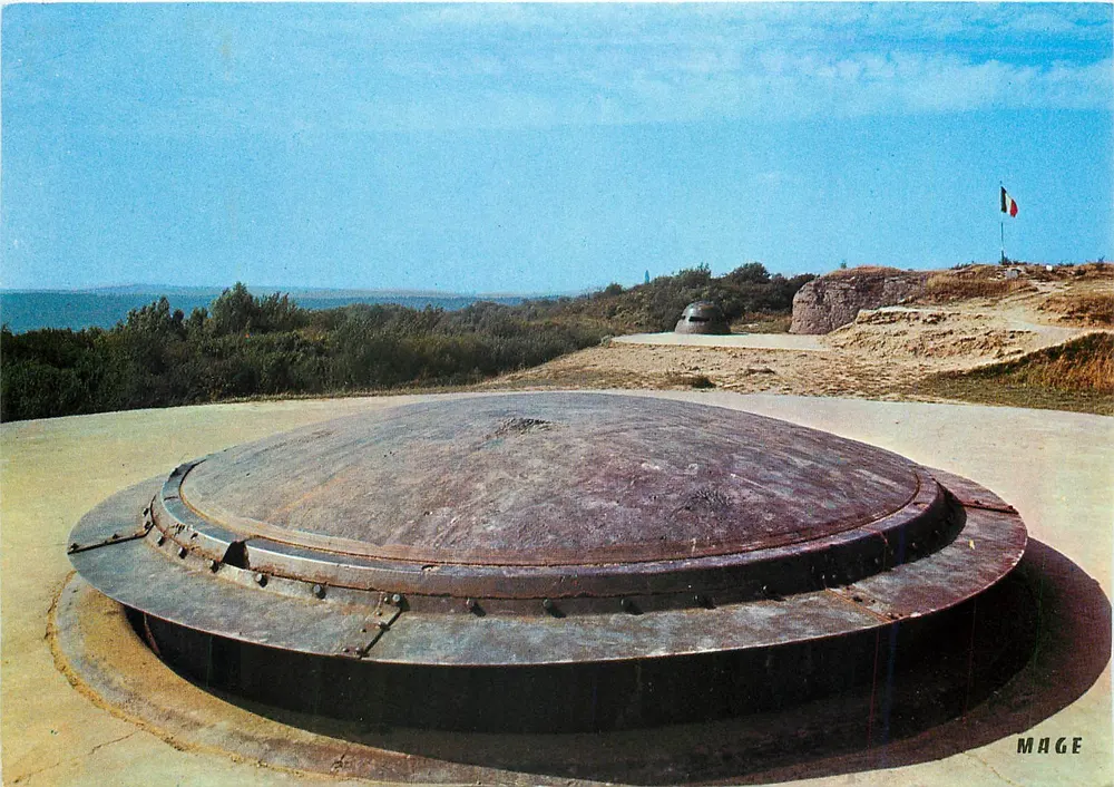 Fort Douaumont — Ansicht des Denkmals — MAGE - Vorderseite