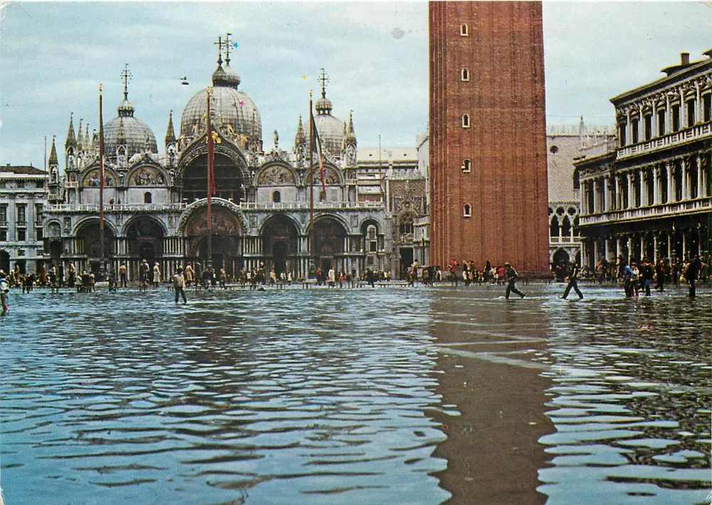 Piazza San Marco — inondação — G. Gerin, n° 3572/A - Frente