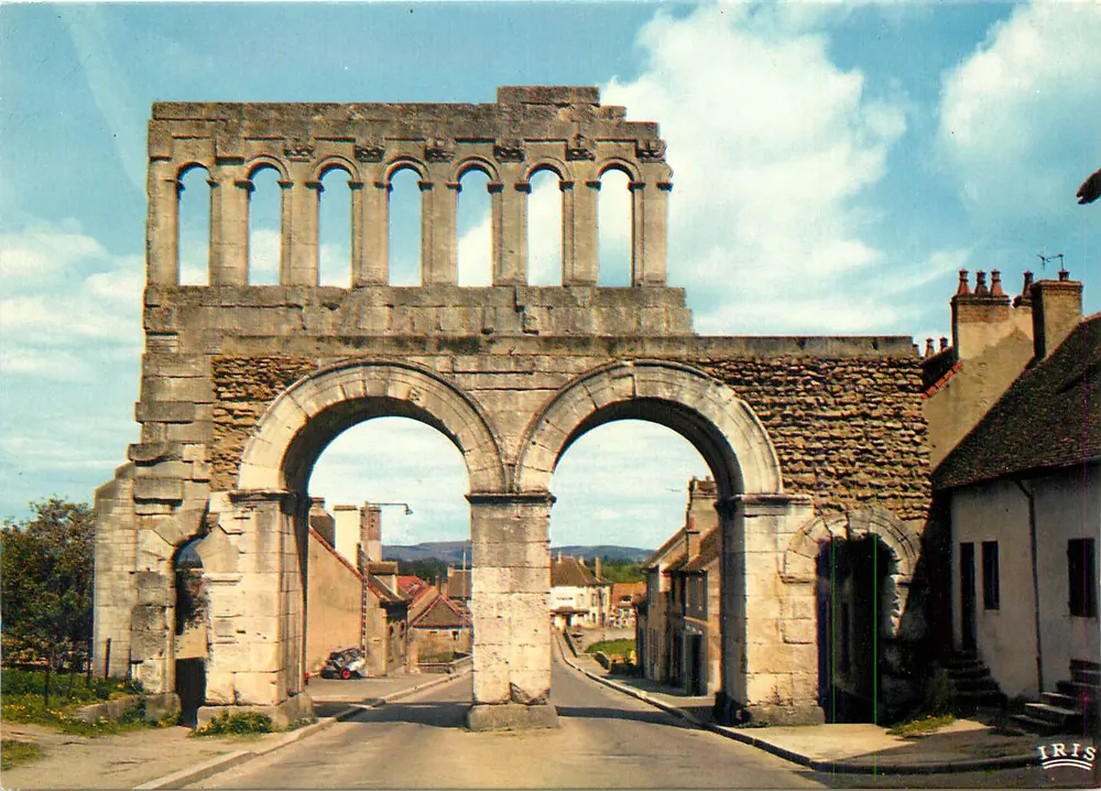 Autun — Porta romana de Arroux — IRIS - Frente