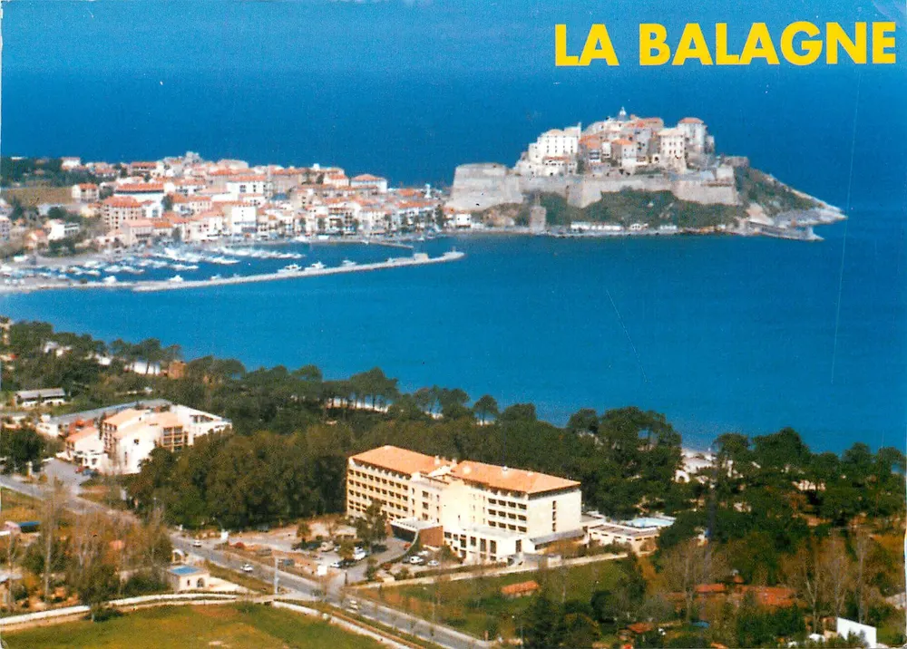 La Balagne — Luftbild des Dorfes und des Hafens — Ausgabe Tourista - Vorderseite