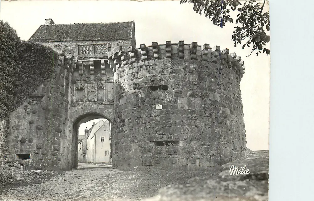 Vézelay - Der Rundweg und das Neue Tor — Vézelay (Yonne) — Verlag Mélie - Vorderseite