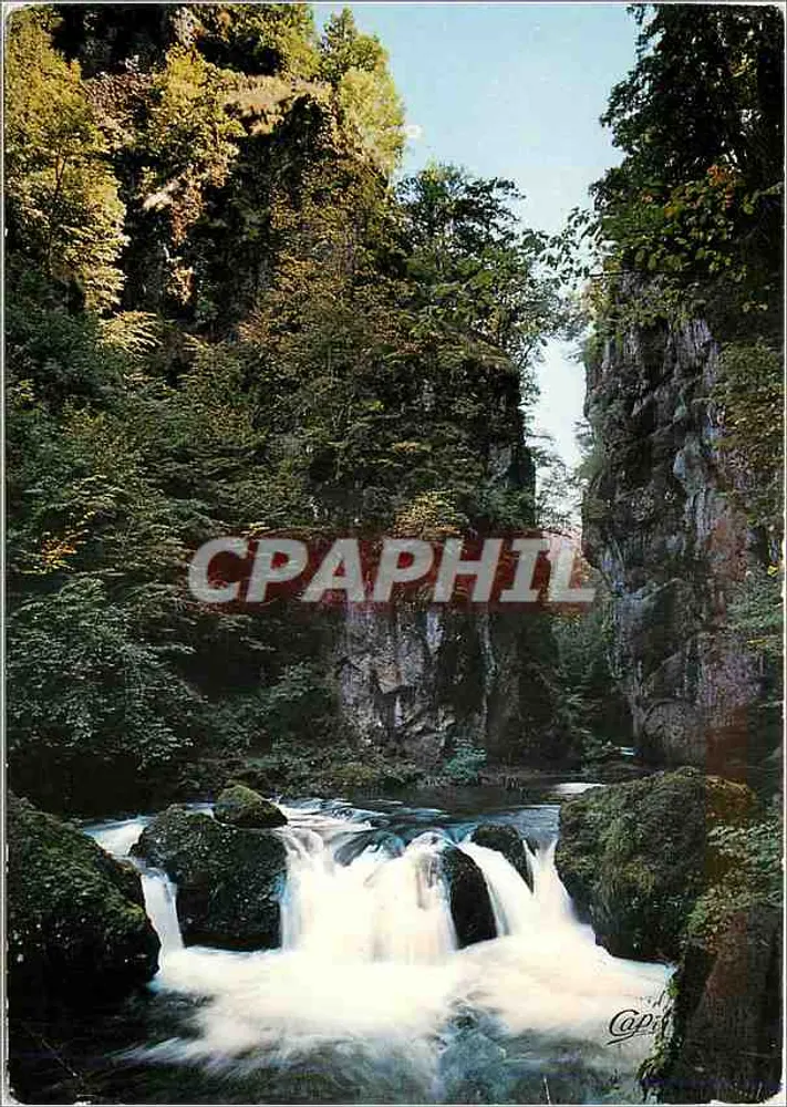 Gorges do Pae-de-Cère — Ao redor de Vic-sur-Cère — Ektacap - Frente