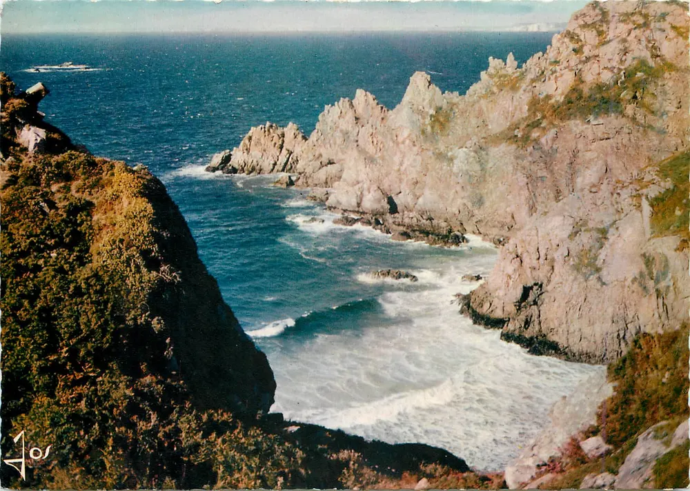 Rochas na Baía de Douarnenez — Reserva de Aves (Goulien) — Edições da Reprodução Incerta - Frente