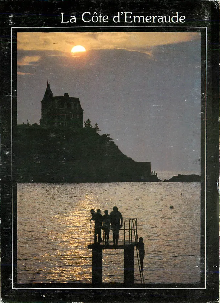 A Costa da Esmeralda — Pôr do sol na ponta da Malouine (Dinard) — Edições Jos - 29150 Châteaulin - Frente