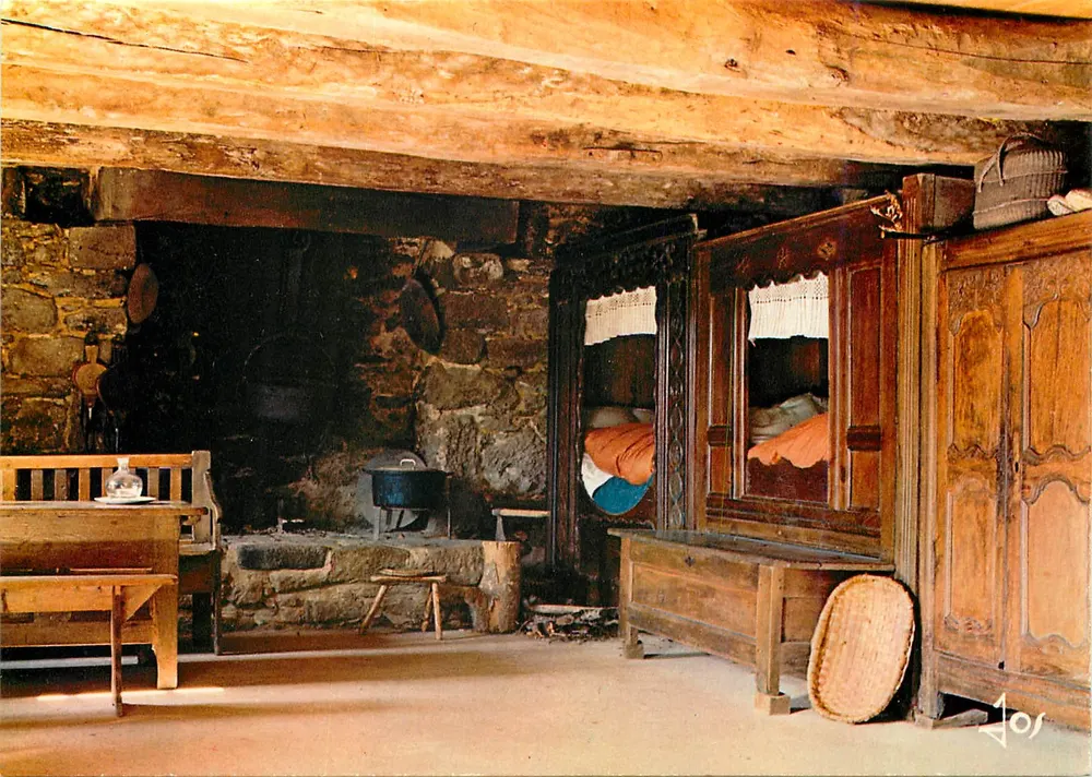 Interior de um eco-museu — Brec'h perto de Auray — Edições de Arte Jos Château - Frente