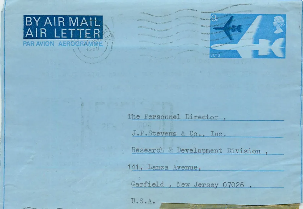 Luftpostkarte — J.P. Stevens & Co., Inc. — Verlag 'BY AIR MAIL AIR LETTER' (1968) - Vorderseite