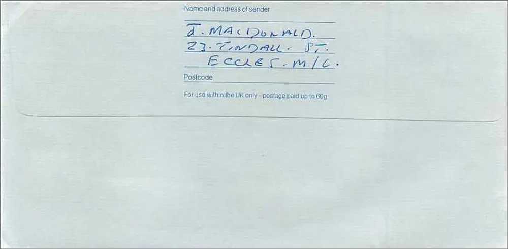 Postkarte Vereinigtes Königreich — Adresse an Geoffrey Warhurst, Manchester — Royal Mail 1£ Stempel - Rückseite