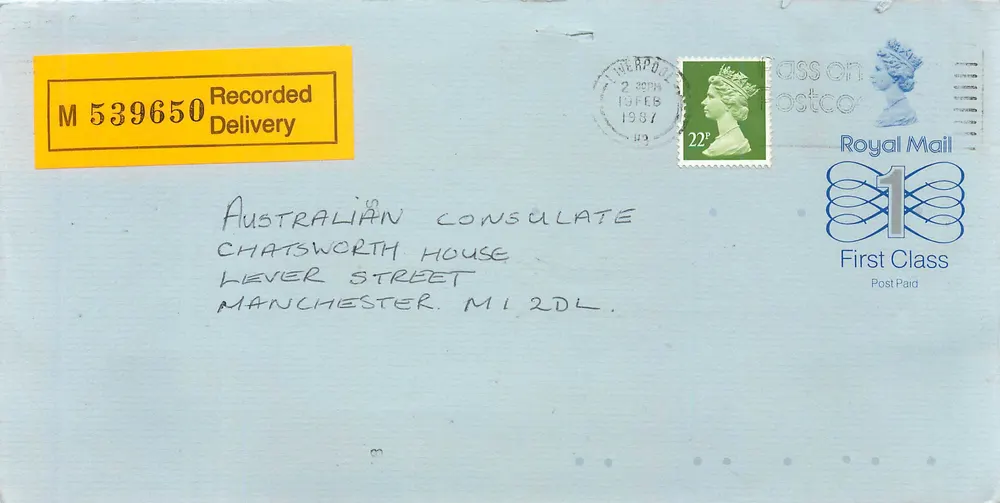 Manchester — Briefumschlag mit Briefmarken und Poststempel — Royal Mail - Vorderseite