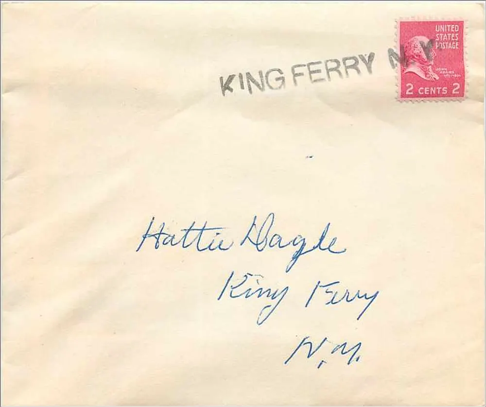 King Ferry, N.Y. — Envelope com selo de 2 centavos e endereço manuscrito — Editor não visível - Frente