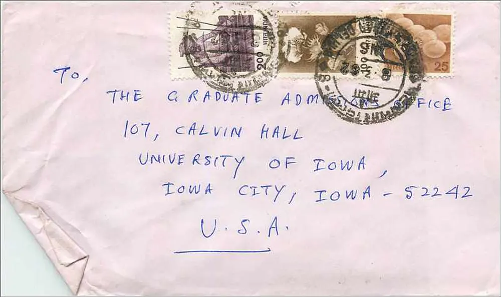 Umschlag an die Universität Iowa — chinesische Briefmarken und Poststempel - Vorderseite
