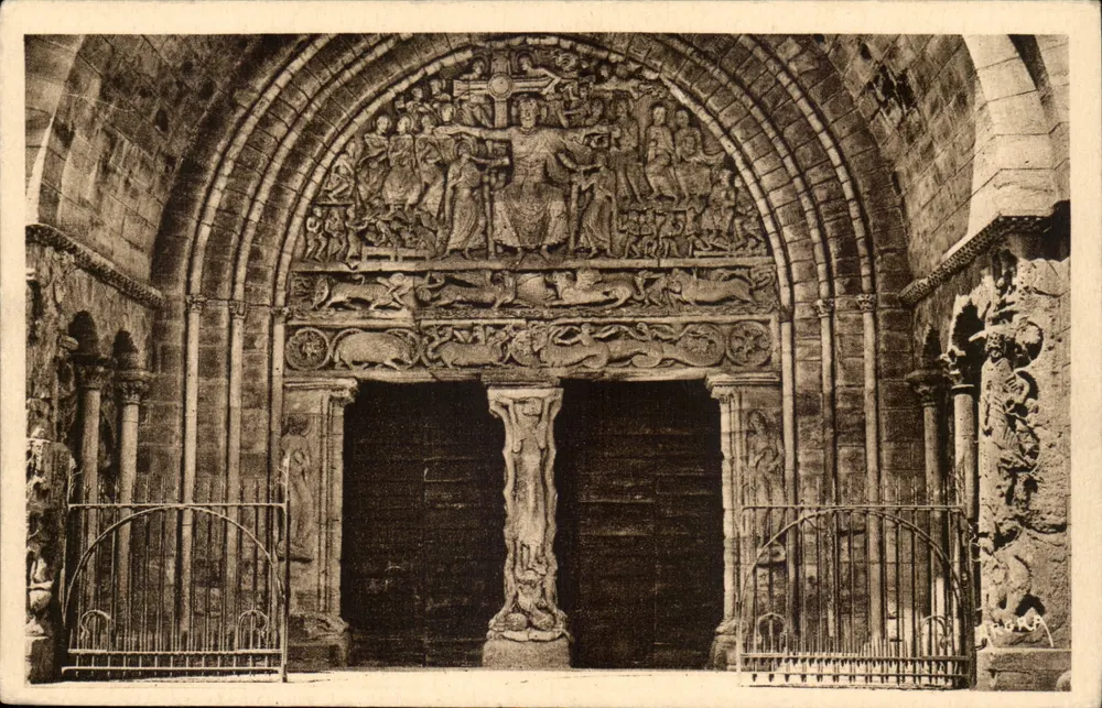 Beaulieu-sur-Dordogne — Portal der Kirche (12. Jahrhundert) — Les Artes Graphiques, Toulouse - Vorderseite