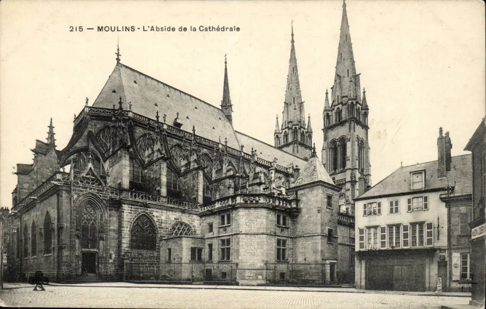 Moulins — A Abside da Catedral — Editor: A. L. D. (nº 215) - Frente