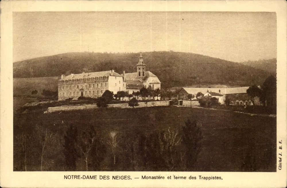 Unsere Frau der Schneeflocken — Kloster und Trappistenfarm — Foto von J. B. E. - Vorderseite