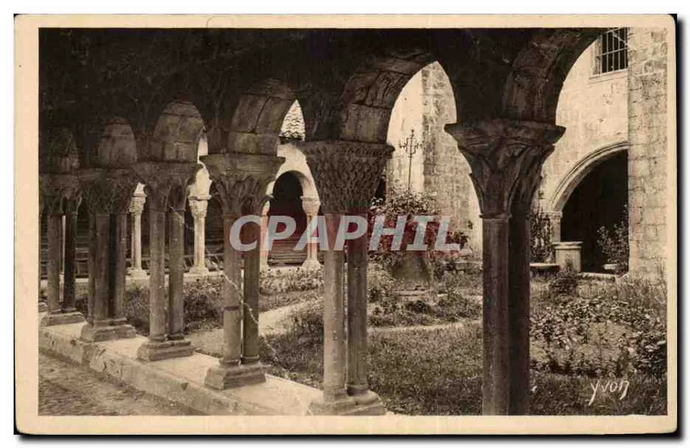 Cloister de St-Bertrand-de-Comminges — Os Pirineus — Edição d'Art YVON, Paris - Frente