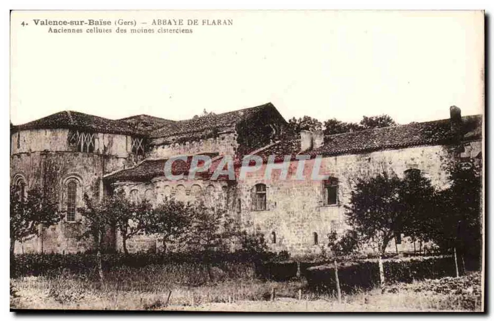 Valence-sur-Baïse (Gers) — Abtei Flaran — Alte Zellen der Zisterzienser - Vorderseite