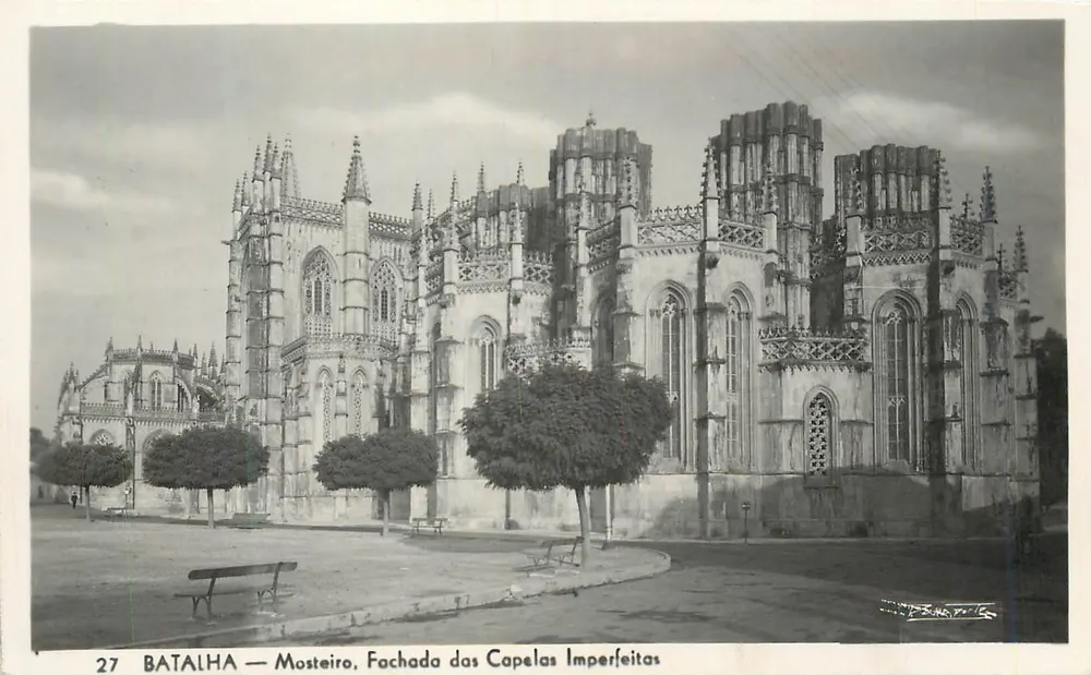 Batalha — Mosteiro, Fachada das Capelas Imperfeitas — editor LOTY, n° 27 - Frente