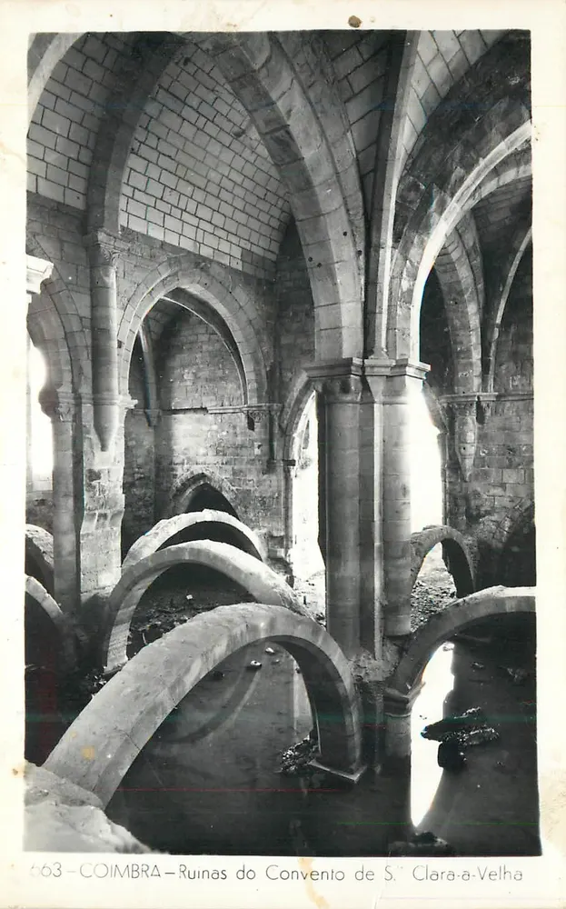 Coimbra — Ruínas do Convento de S. Clara-a-Velha — série 663 - Frente