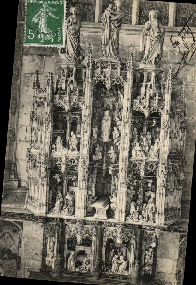Altar gótico esculpido — Igreja de Reims — Fot. F. Juchard - Frente
