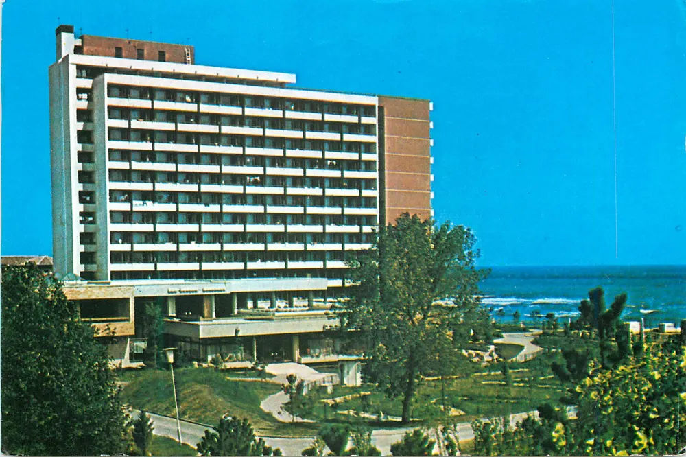 Hotel Mangalia — strand en zee — uitgever Mangalia - Voorkant