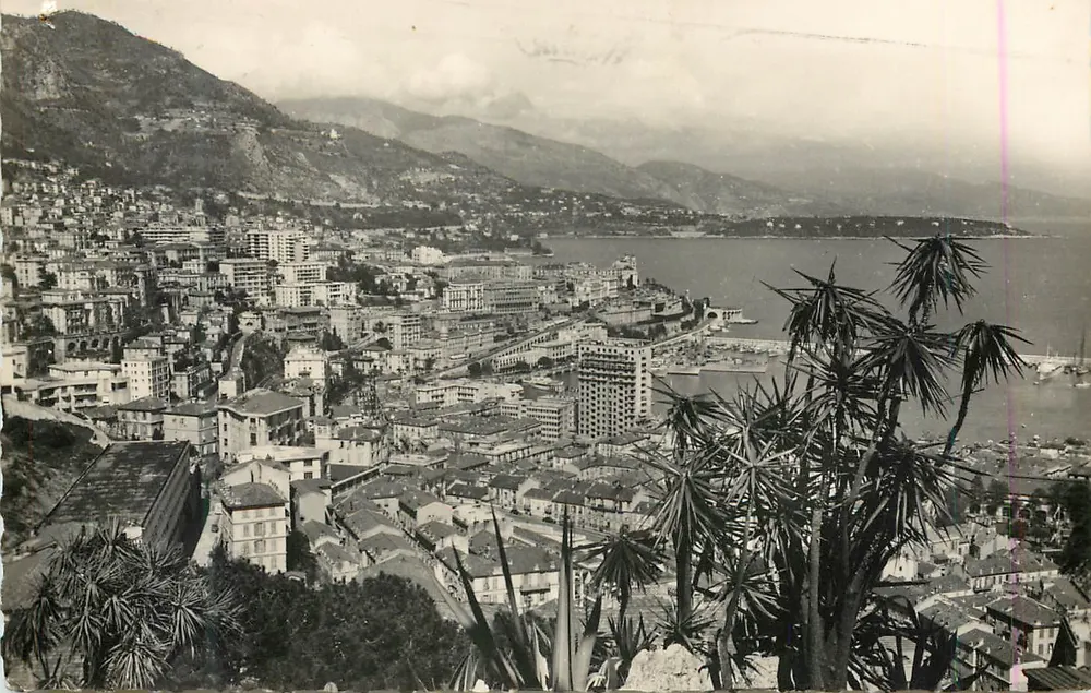 Vista geral de Monte-Carlo — Coroa do Béaçon — Edições « MAR » - Frente
