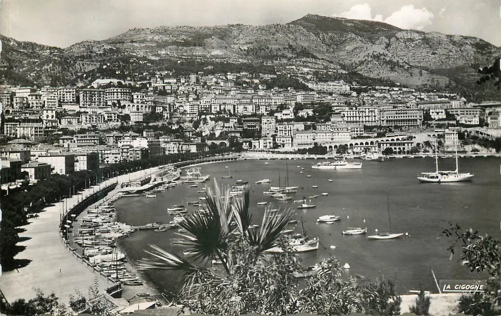 Le Port - Vue vers Monte-Carlo — A. Leconte, Impr. à Paris - Recto
