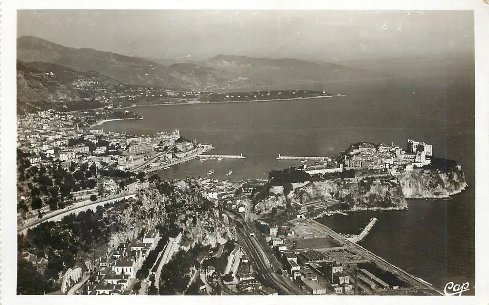 Cap Martin e Frontiera Italiana — Monaco - Monte-Carlo — Edizioni Les Belles Éditions Françaises, Nice - Recto
