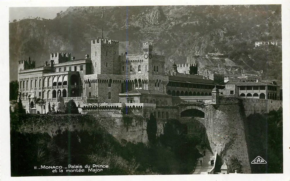 Mônaco — Palácio do Príncipe e a subida Major — Editor C.A.P. - Frente