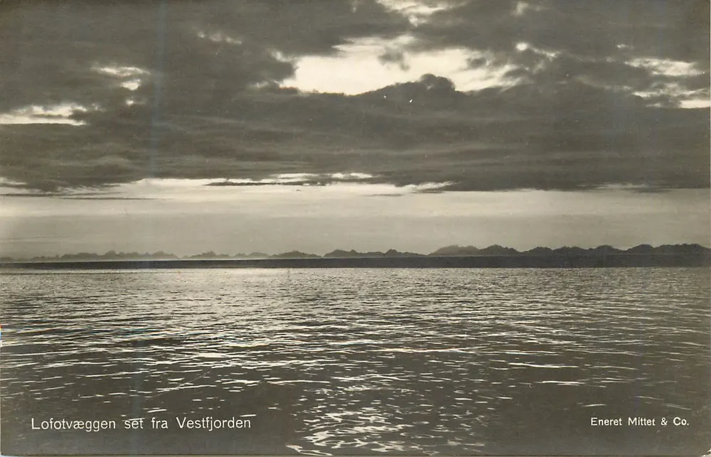 Lofotvæggen vué de Vestfjorden — Eneret Mittet & Co. - Recto