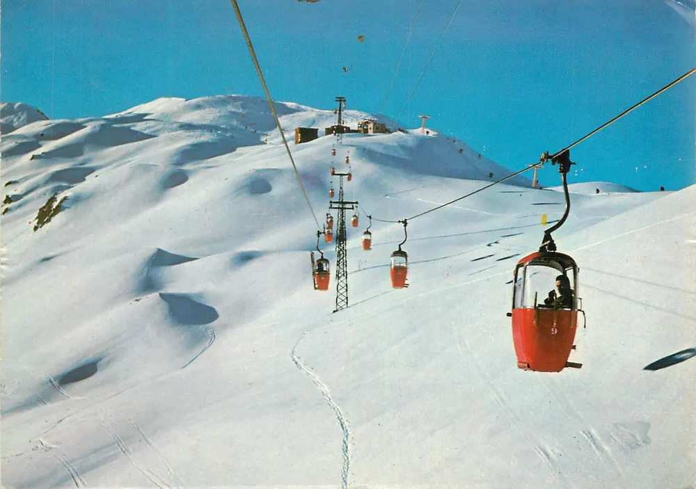 Davos (1560 m) — Teleférico Schatzalp-Strela (2495 m) — Foto colorida Stefan Reiss, n.º 760 - Frente