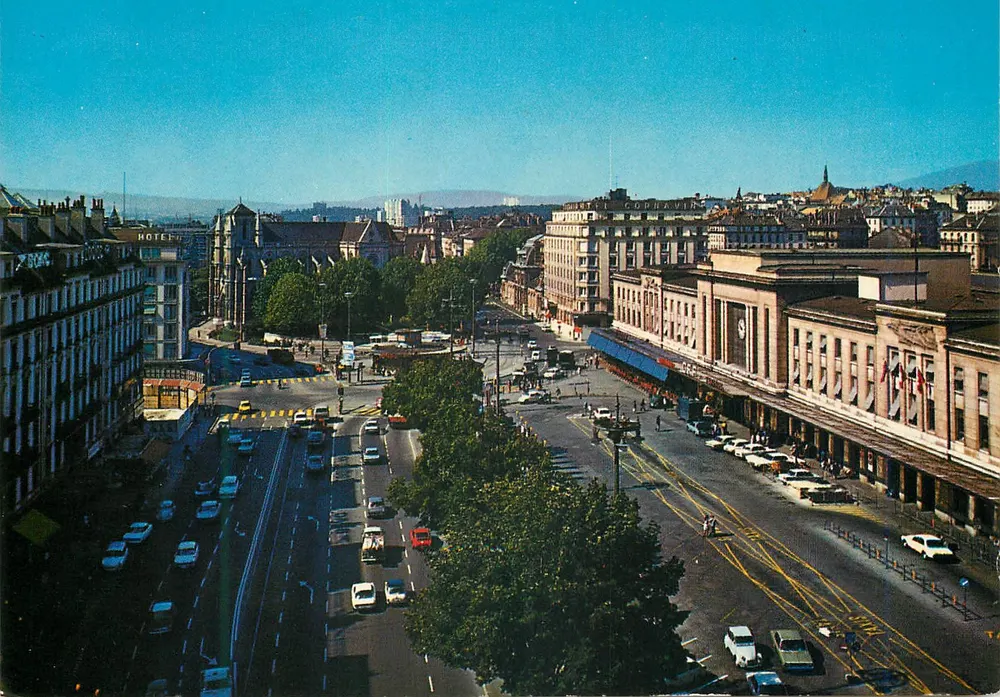 Genebra - Praça e Estação Cornavin — ROWESA SA, 80031 Zurique - Frente
