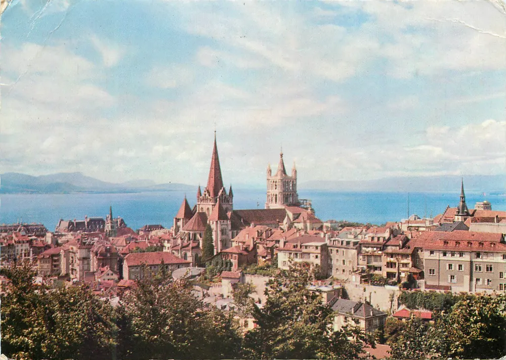 Lausanne — Cathédrale et Lac Léman — Fribourg Ville d'Art et d'Études - Recto