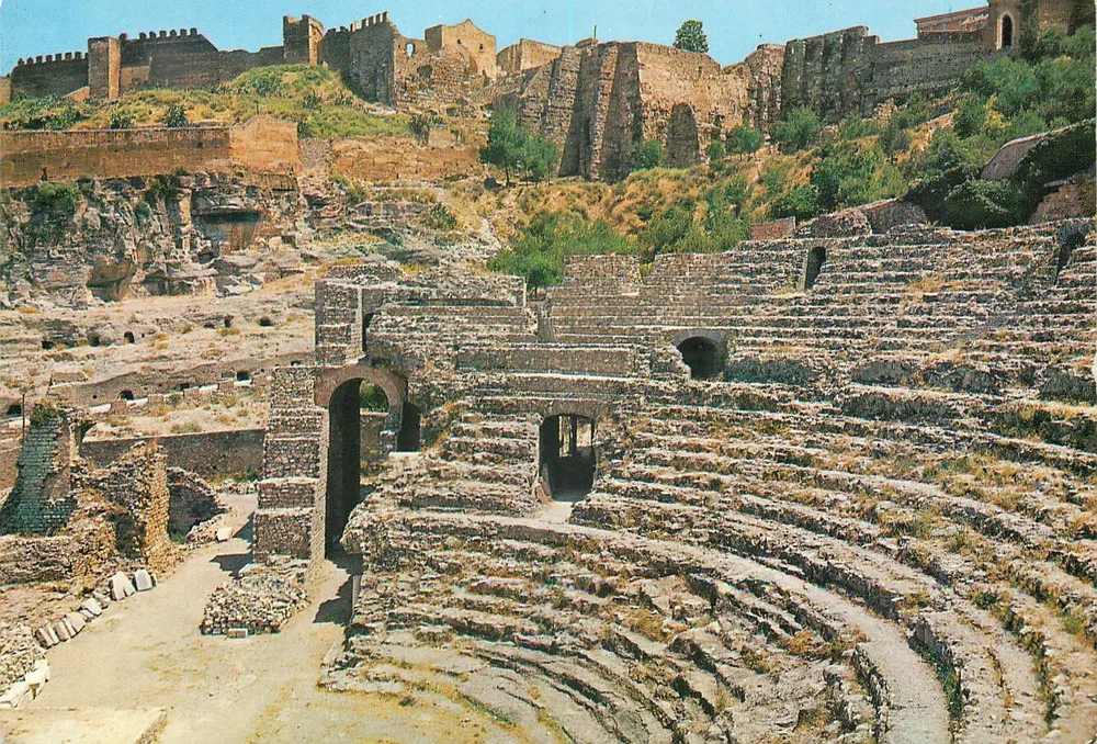 Sagunto (Valencia) — Ruines du Théâtre Romain — Garcia Garrabellà & Cia. S.R.C. - Recto