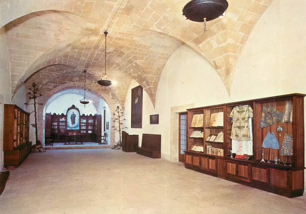 Santuario de Ntra. Sra. de Cura — Aula de Gramatica — Casa Planas - Recto