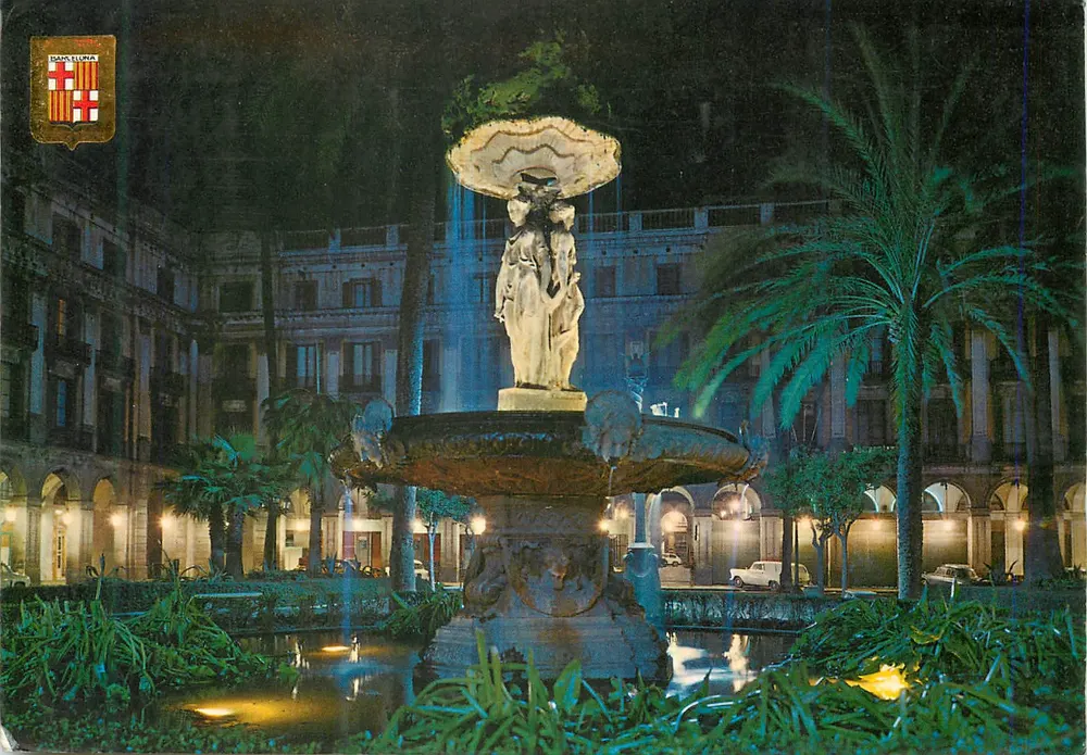 Praça Real — Vista noturna — Comercial Escudo de Oro, S.A. N° 413 - Frente