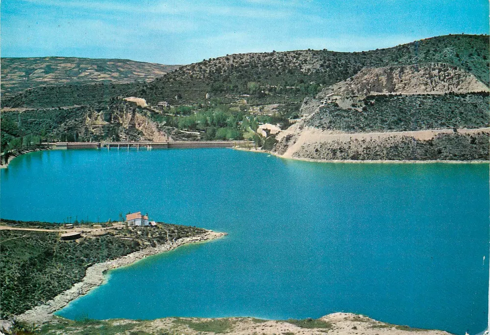 Embalse de Entrepeñas — Sacedón (Guadalajara) — Éditions Vistabella - Recto