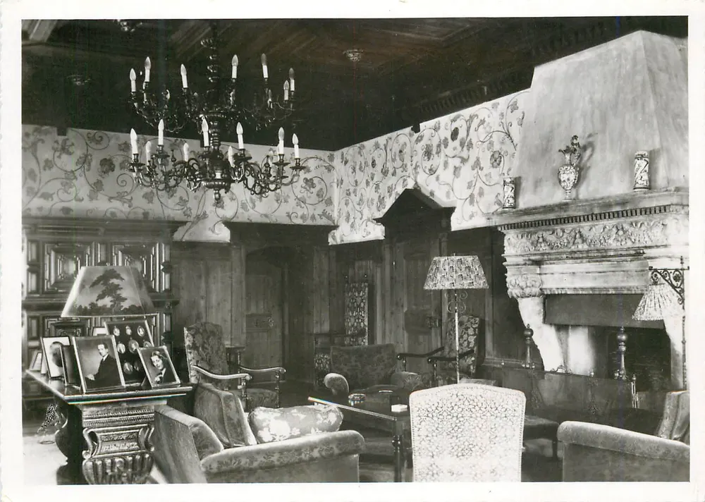 Salão do Príncipe, antiga Sala dos Cavaleiros — Schloss Vaduz — Foto Baron Falz-Fein - Frente