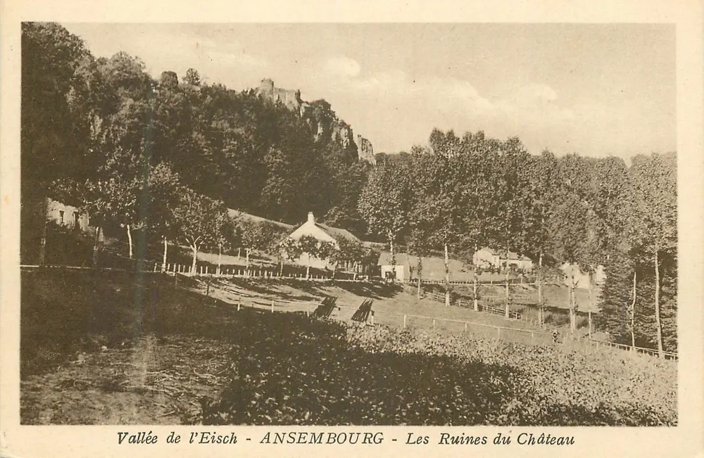 Vallée de l'Eisch - Ansembourg - Les Ruines du Château — Edition W. CAPUS, No 106 - Recto