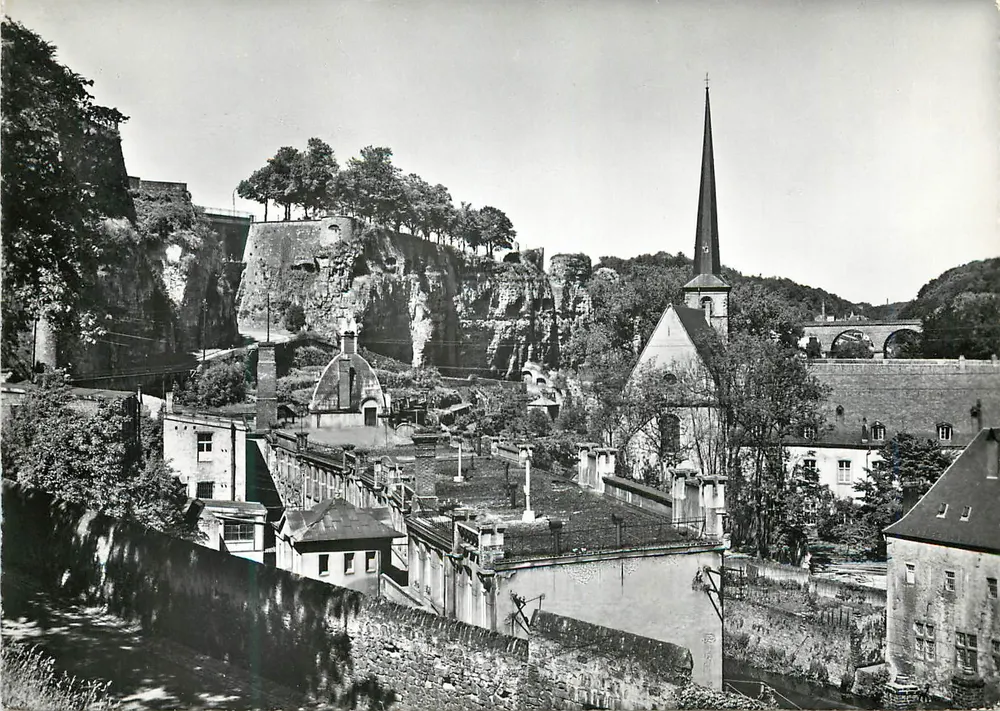 Les Rochers du Bock — Luxemburgo — Messageries Paul KRAUS, No. 53 - Frente