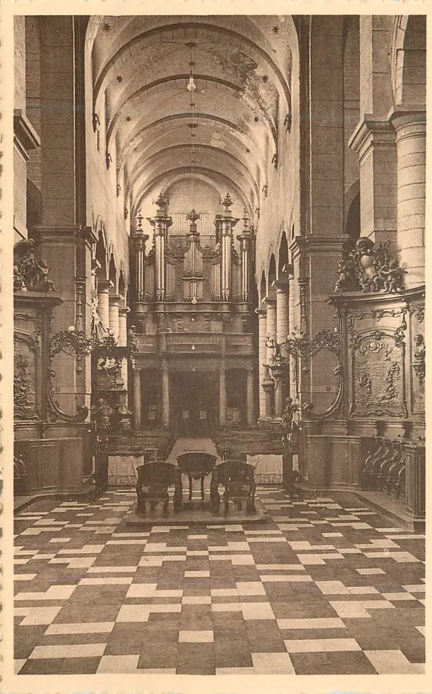 Kirche Saint-Nicolas in Havré — Große Kirchenschiff — Verlag Neis, Brüssel - Vorderseite
