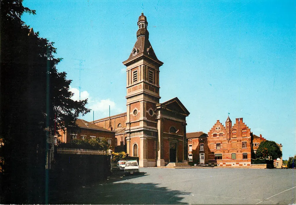 Monceau-sur-Sambre — A Igreja — Edições de Mario-Yvoir S. Meuse - Frente
