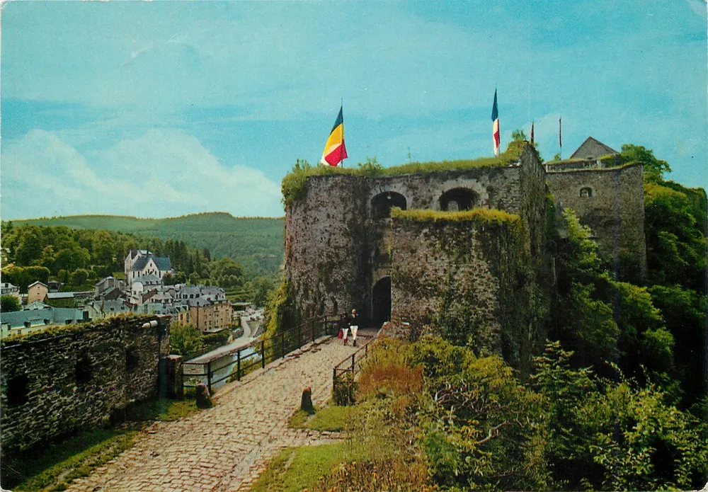 Bouillon — O Castelo — Éditions de Mario-Yvoir - Frente