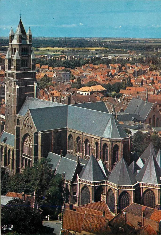 Bruges - Catedral de São Salvador — Iris - Frente