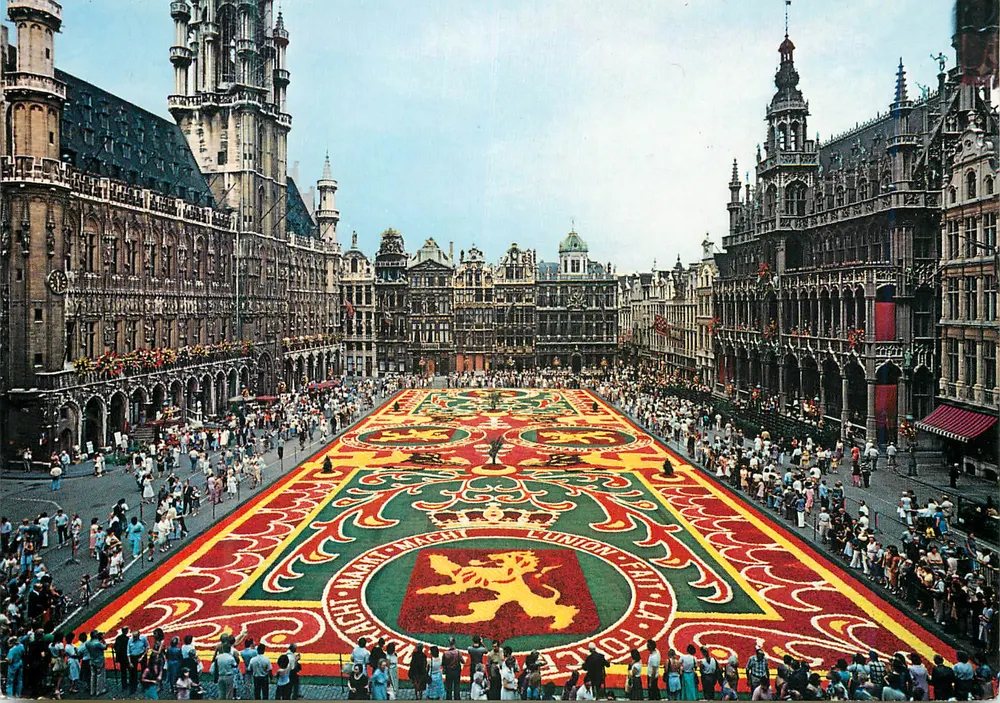 Bruxelas - Grand Place — Tapete de flores — Edit. Thill, S.A., n° 100/250 - Frente