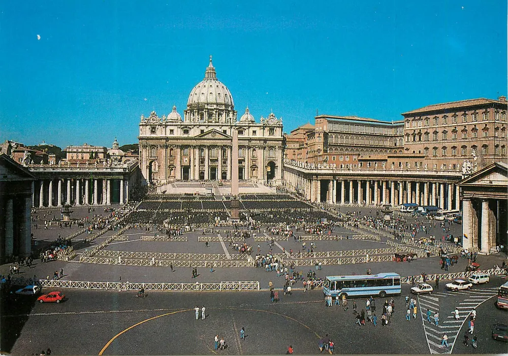 Praça São Pedro — Vaticano — editor Plurigraf Terni n°604 - Frente