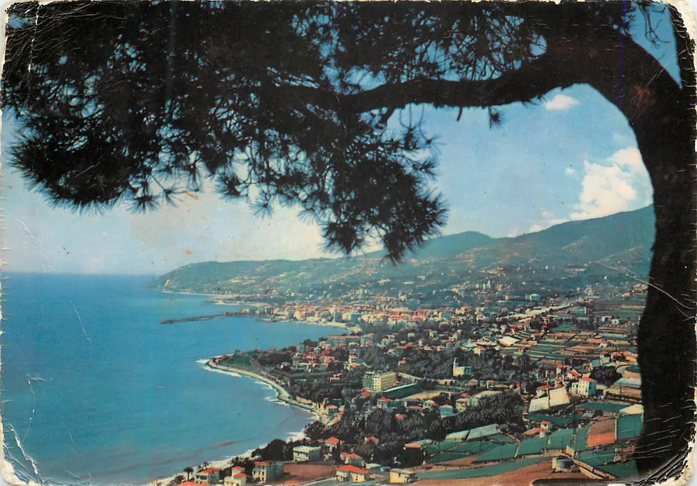San Remo — vue panoramique depuis l'est — éditeur Ge 38 DA FOTOGRAFIA A COLORI - Recto
