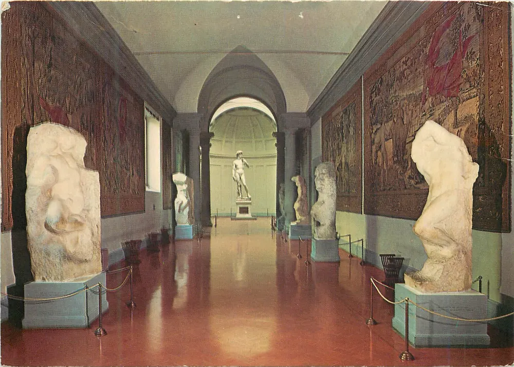 Galleria dell'Accademia — Michelangelo Buonarroti 1475-1564 — La Tribuna e o David - Frente