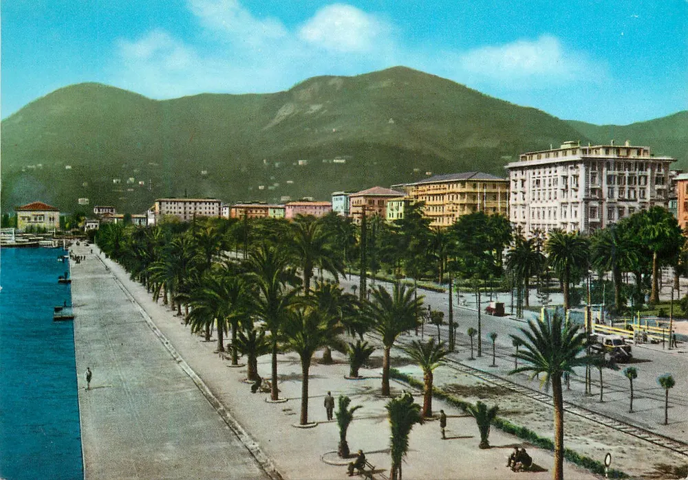 La Spezia — Passeggiata C. Morin und Viale Mazzini — Ed. C. M. - La Spezia - Vorderseite