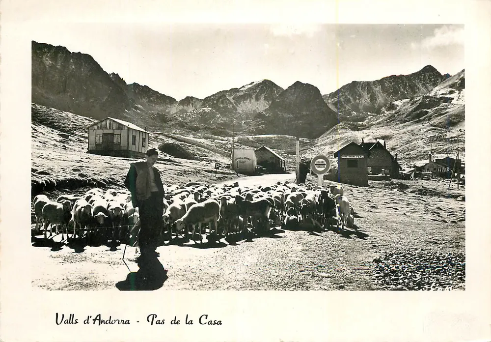 Valls d'Andorra - Pas de la Casa — Éditions d'Art « ERAC » - Recto